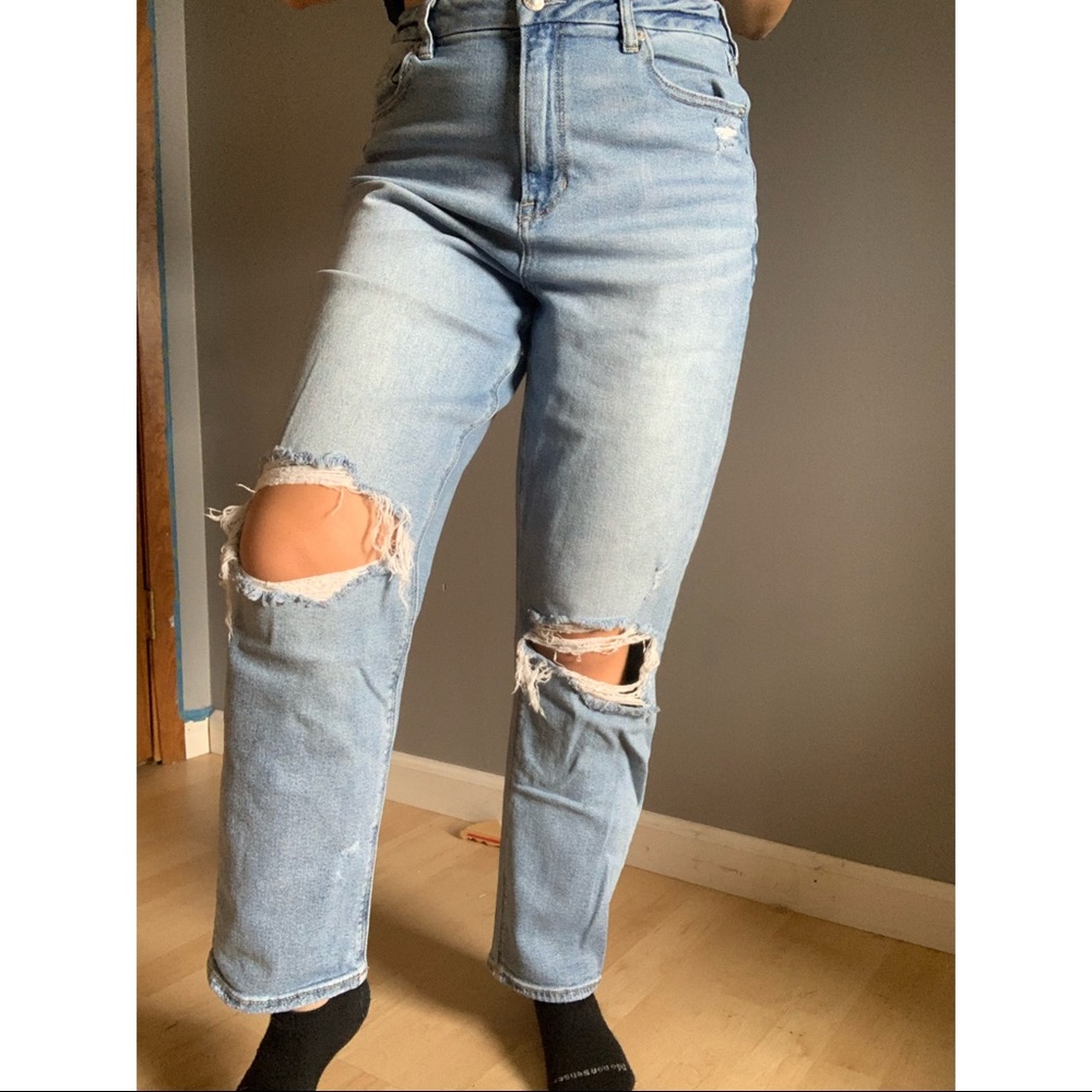 Light Wash  High Waisted Mom Jeans